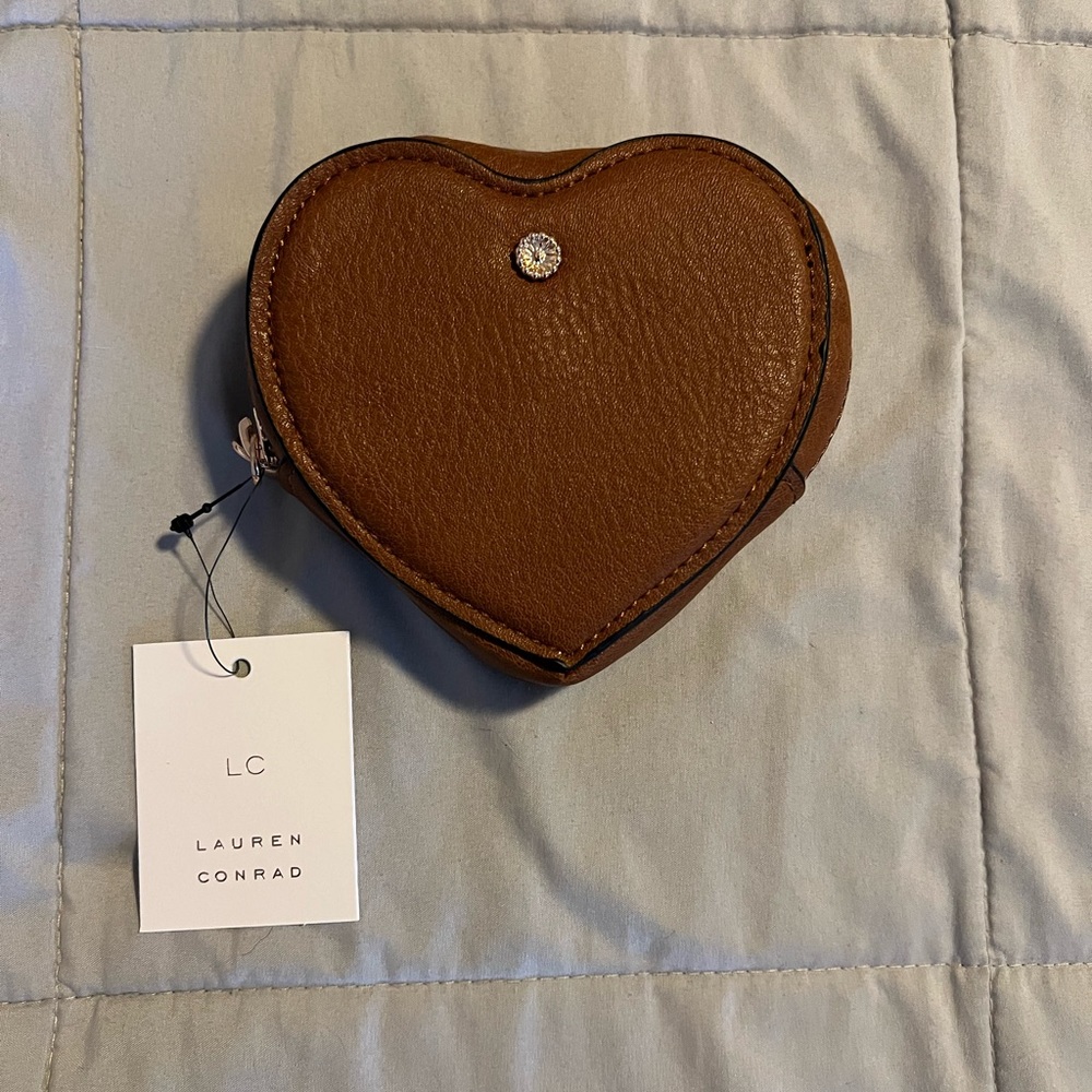 Lauren Conrad heart coin pouch